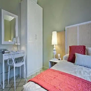 فندق Around Exclusive 4*