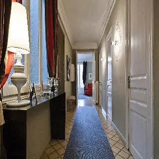 Around Exclusive 4* Barcellona